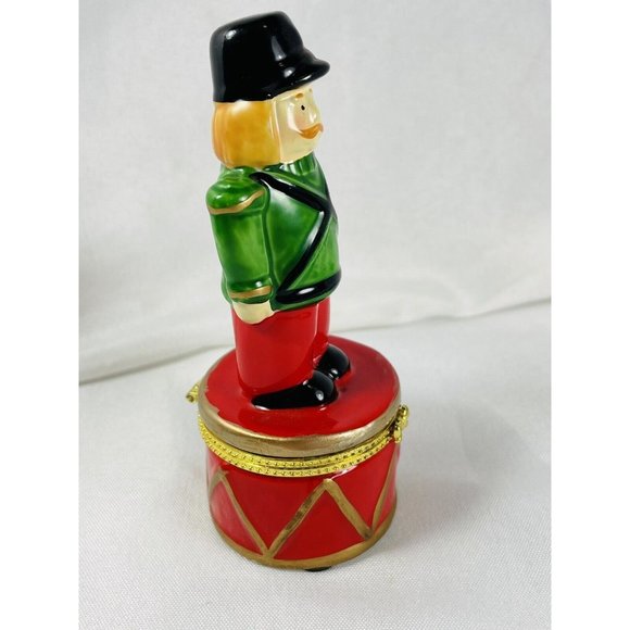 Christmas Porcelain Limoge Box Toy Soldier Red Drum Hinged Trinket Box 4 1/2" - Picture 7 of 11